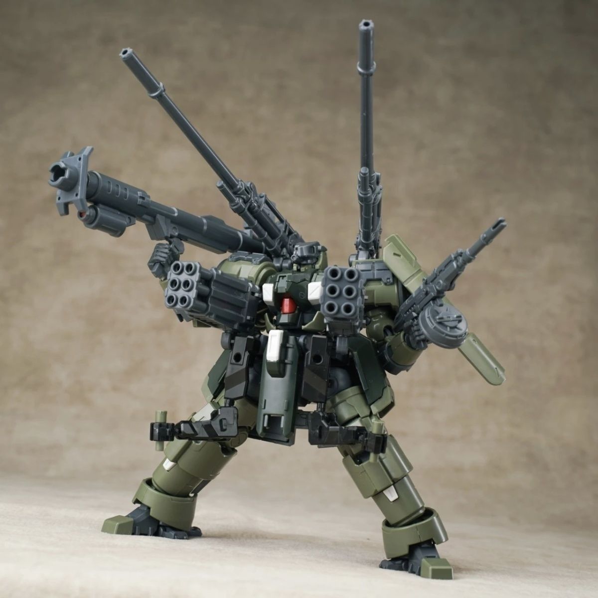 Heavy Equipment Game - Sheik Mainland ZAROV C1 1/144 Mecha