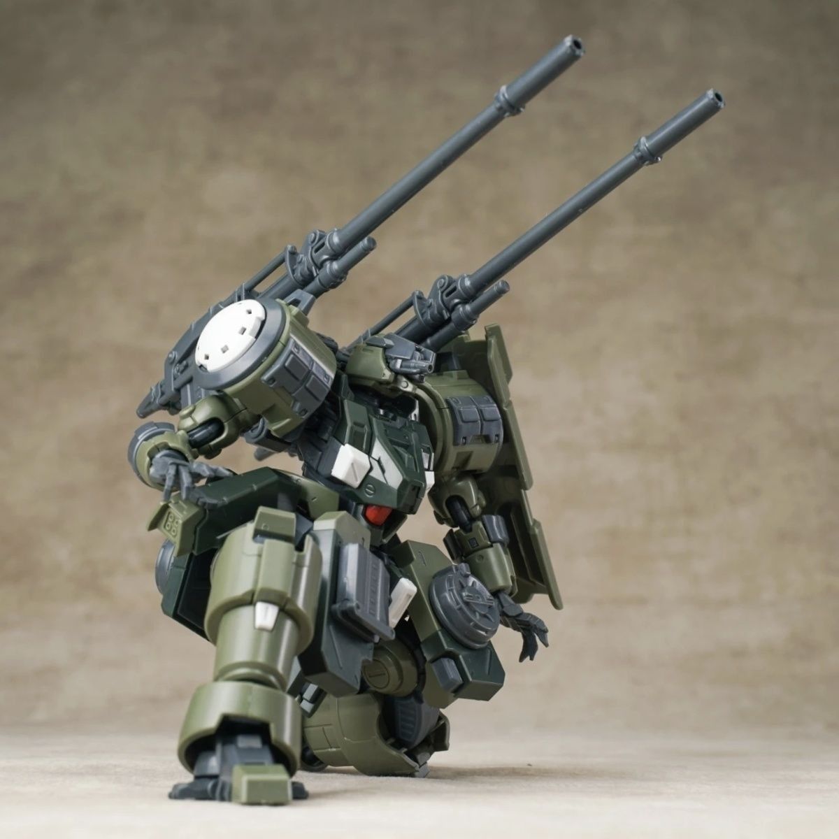 Sheik Mainland ZAROV C1 1/144  - Heavy Equipment Game recensione e prezzo